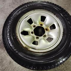 ハイエースのタイヤホイール4本セット