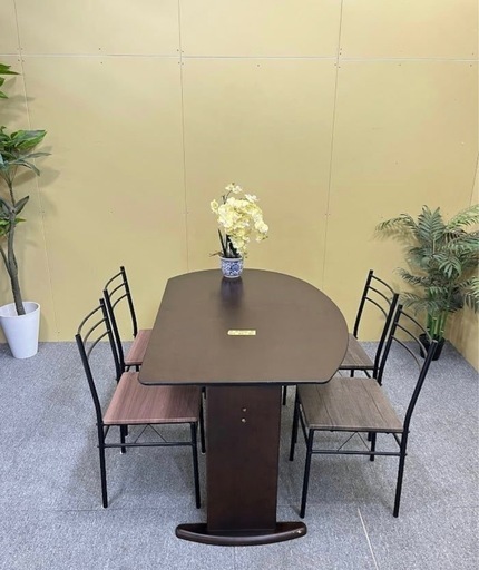 ダイニングテーブル