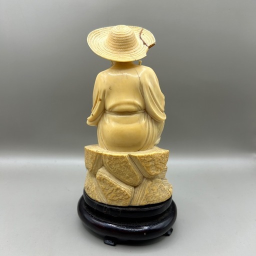 k1017602 人物置 人物 中国人形 彫刻 骨董  台付き 中国 仏像 置物 時代物 彫刻 手彫 細工 工芸品 アンティーク 飾り用 中古 現状品