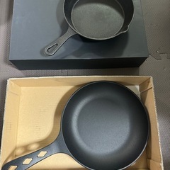 キャンプ　UJack トライポット+スキレット2個+DOD未使用ポール　セットの画像