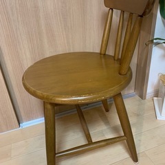 木製　椅子　アンティークの画像
