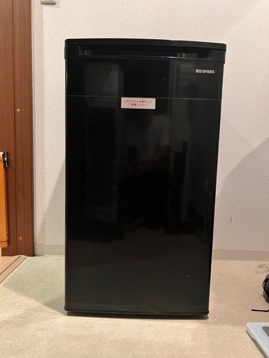 【21日現在まだまだ募集中】アイリスオーヤマ冷凍庫 60L 家庭用 静音 ノンフロン コンパクト セカンド冷凍庫 前開き 温度調節5段階 ブラック IUSD-6B-B