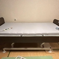 介護用電動ベッド【パラマウントベッド】の画像
