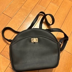 ショルダーバッグ
