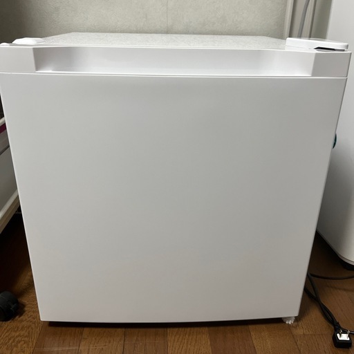 小型　冷蔵庫　冷凍庫　31L 　2023年製