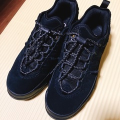 UGG スニーカー W CAPTRAIL LOW ブラック