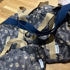 ROOTOTEのマザーバッグとムーミンのボストン、持ち手付きポーチ
の画像