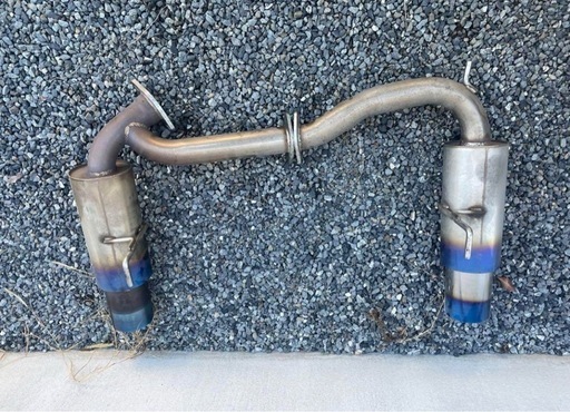 z33 be free リアピース