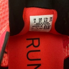 PUMAプーマ　ランニングシューズ　23.0㎝の画像