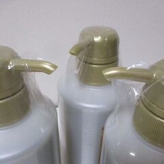 G∀120 ボディーソープ アロエ本舗 肌潤 500mL×3本セット 検：生活雑貨 家庭用品 バス せっけん ソープ 液体 未使用品の画像