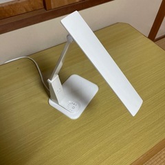 【商談済】コンセント付きLED照明