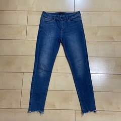 値下げしました🌟ジーンズ