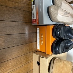 パンプス4足　ローファー1足　ムートンブーツ1足　　22.5cm〜23cmの画像