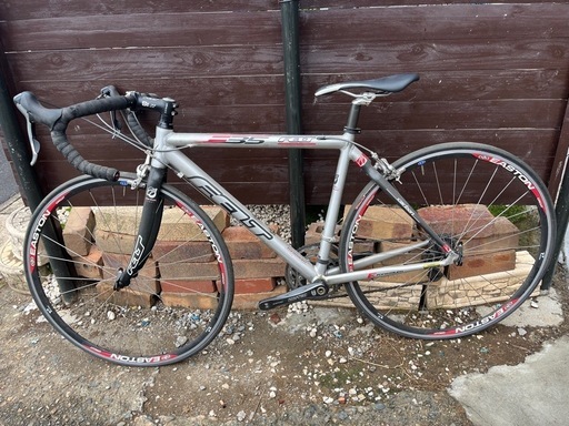 FELT ロードバイク