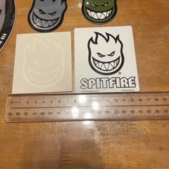 スケボーステッカーの画像