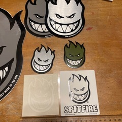 スケボーステッカーの画像