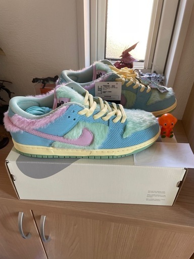 ヴェルディ × ナイキ SB ダンク 