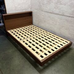 【フランスベッド】 セミダブル すのこベッド ベッドフレーム  棚・照明付き ウォルナット色 N0406