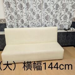 店舗用長椅子の画像