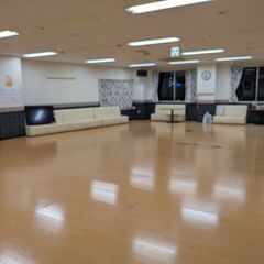 店舗用長椅子の画像