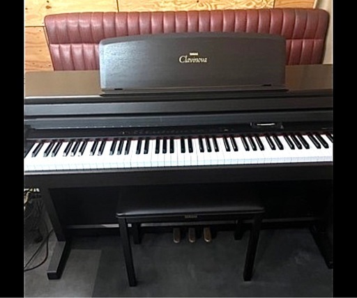 YAMAHAクラビノーバCLP156 美品 ヤマハ 電子ピアノ クラビノーバ CLP-835PE 黒鏡面艶出し