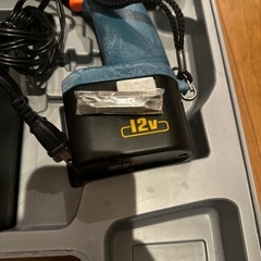  お取引中RYOBI  充電式ドライバドリル BD-1200T バッテリー×2 専用ケース付き アタッチメント×2 の画像