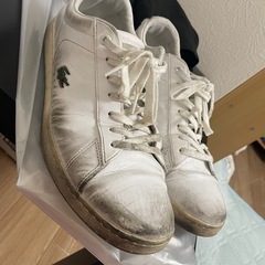 LACOSTE︎ ▶▷▶スニーカー(かなり汚れあり)