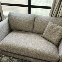 ソファ2-3人掛け　売ります