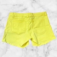 H&M❤ショートパンツ　レアカラー　レディース　短パン　ズボン　ボトムスの画像