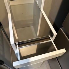 隙間 収納キッチンラックの画像