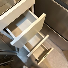 隙間 収納キッチンラックの画像