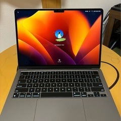 MacBook Air M2 2022 8GB/256GB 美品