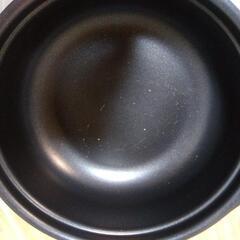 ★アイリスオーヤマ★卓上IHコンロ&鍋セット[IHKP-T3724-B]の画像