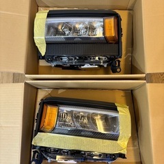 ランクル250  角目ヘッドライト