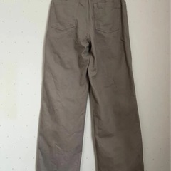 GUフロントボタンカラーストレートパンツQの画像