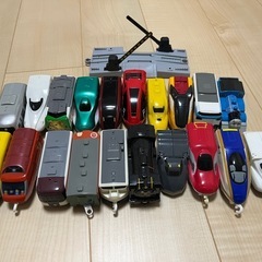ディズニープラレールセット＆プラレール（マックハッピーセット）の画像