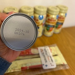 缶ミルク、キューブミルクの画像