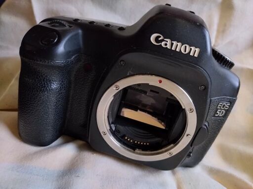 キャノン CANON EOS 5D　＋バッテリー　＋充電器