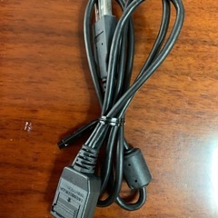 ａｕＷＩＮ対応携帯電話用データ転送・充電ＵＳＢケーブル(1）の画像