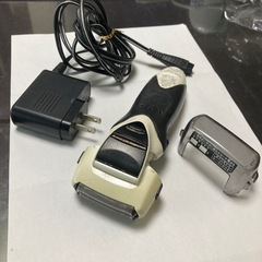 パナソニック髭剃り　ES8954P