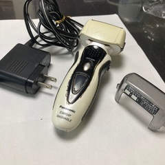 パナソニック髭剃り　ES8954Pの画像