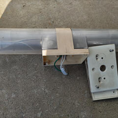 無料で差し上げます！【門灯（15W蛍光灯）】