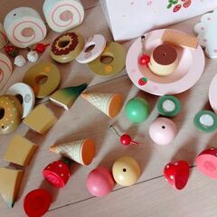 マザーガーデン 野いちご ままごと　スウィートカフェセット　木製の画像