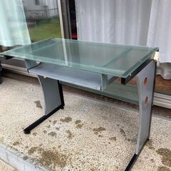 今週末処分予定　
ＰＣテーブル