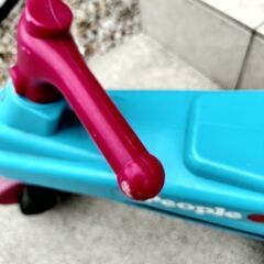 people ピープル 子供 足けりバイク 乗り物おもちゃの画像