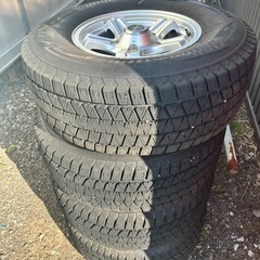 275/70R16スタッドレス2021年製ランクル100外しホイ...