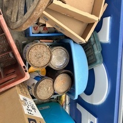 塗料など、様々あります‼️