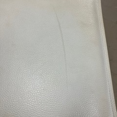 取引場所 南観音 K2410-456 背付きスツール 汚れキズありの画像