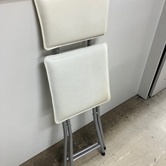 取引場所 南観音 K2410-456 背付きスツール 汚れキズありの画像