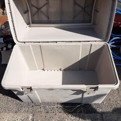 屋外用ゴミ箱　の画像